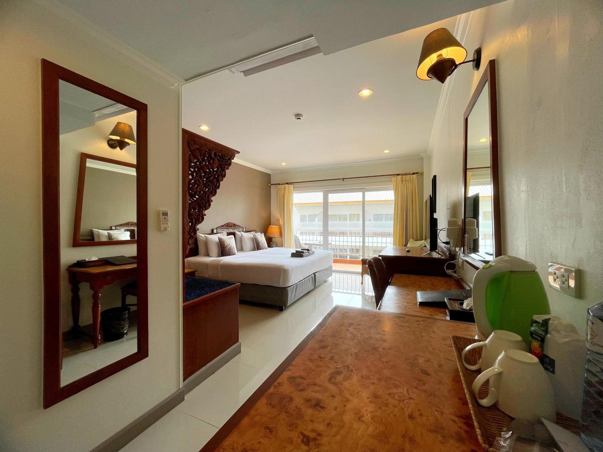 Hotel Sabai Sabana Pattaya Esterno foto