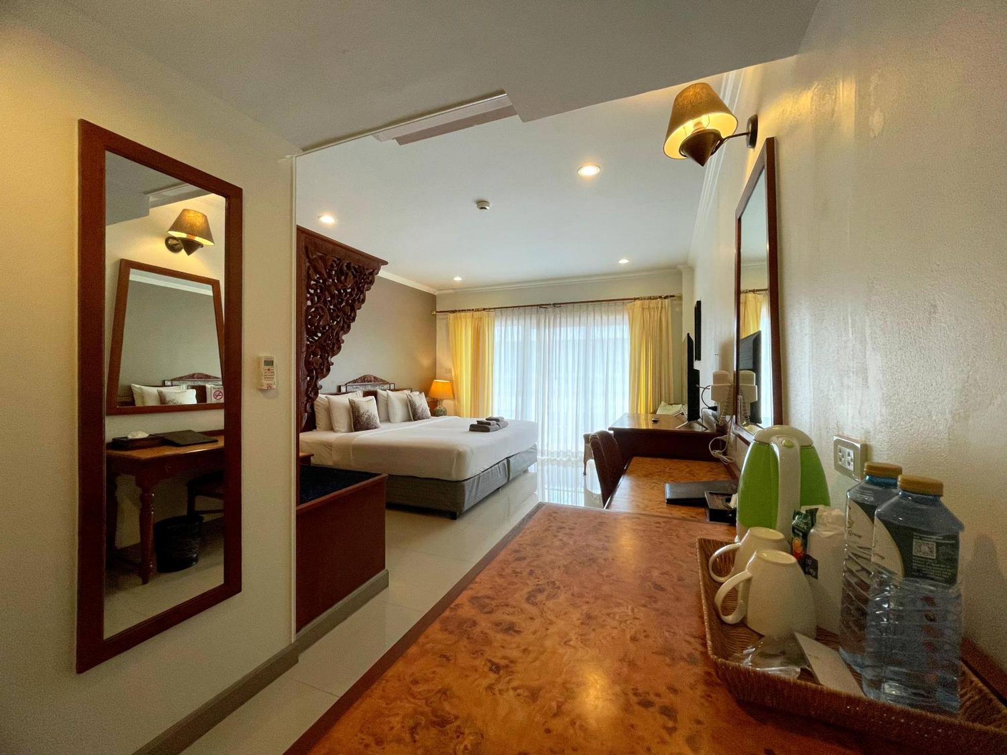 Hotel Sabai Sabana Pattaya Esterno foto