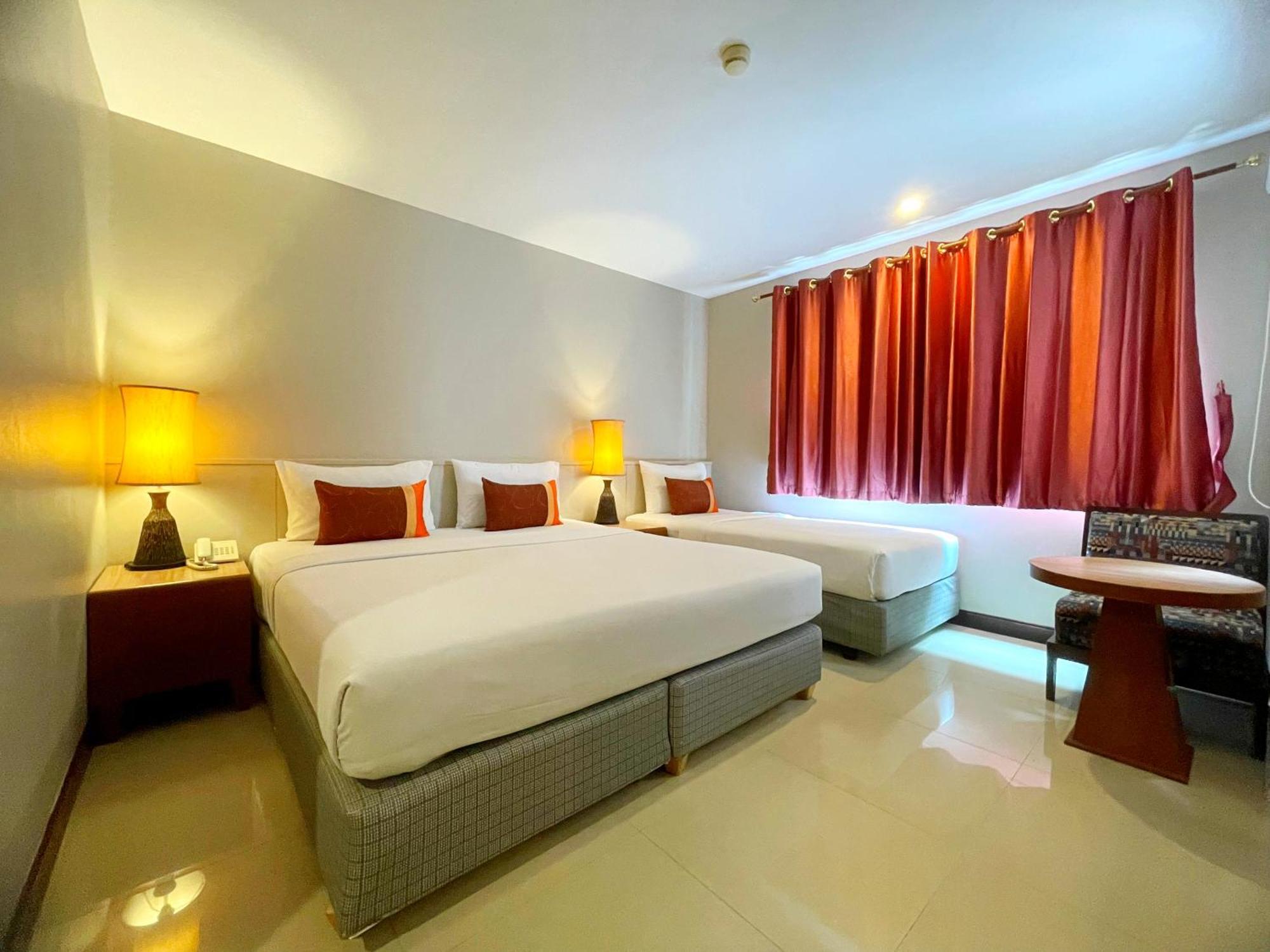 Hotel Sabai Sabana Pattaya Esterno foto